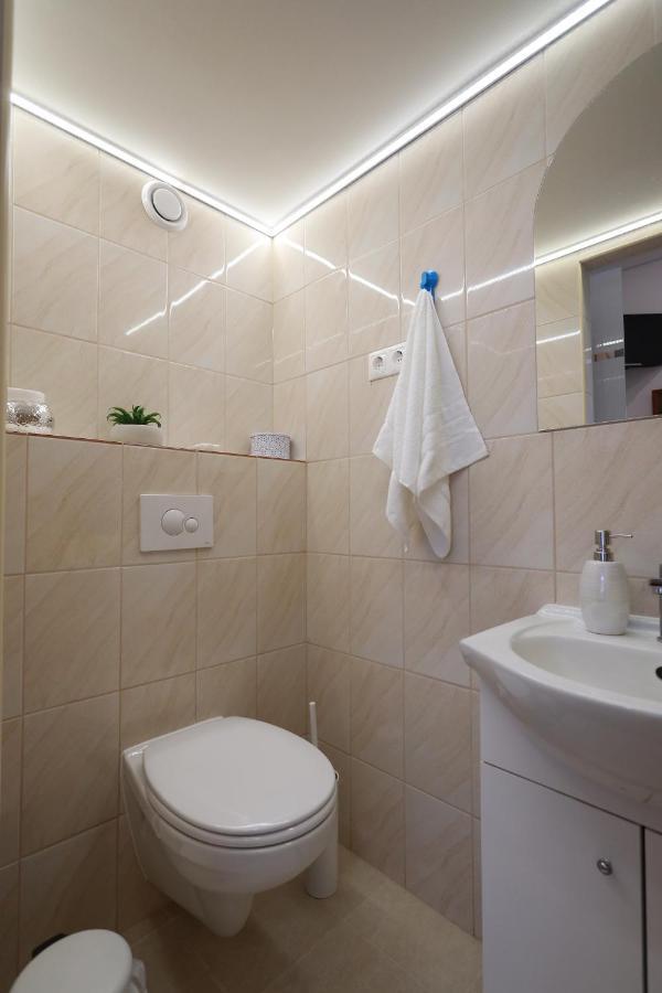Vito Apartman Eger Exterior photo